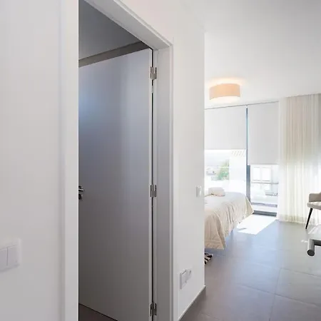 Uitzicht Baai Met Jacuzzi וילה *