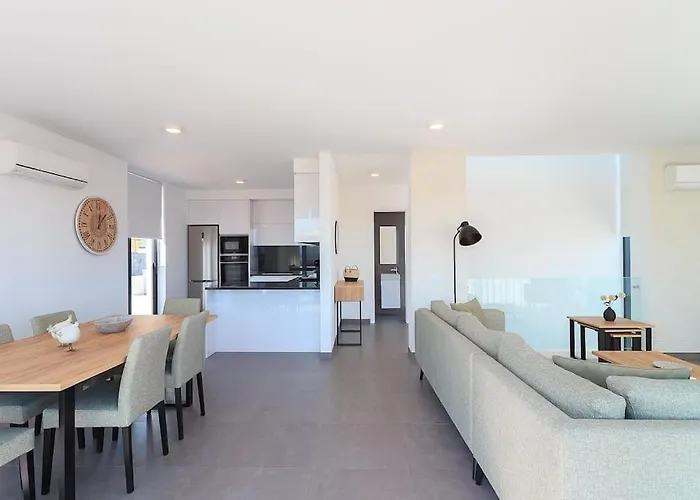 فيلة Uitzicht Baai Met Jacuzzi *