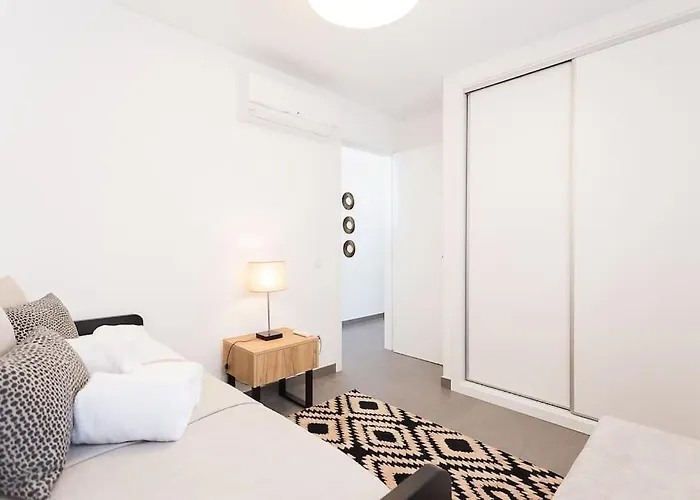 Uitzicht Baai Met Jacuzzi فيلة Salir de Porto